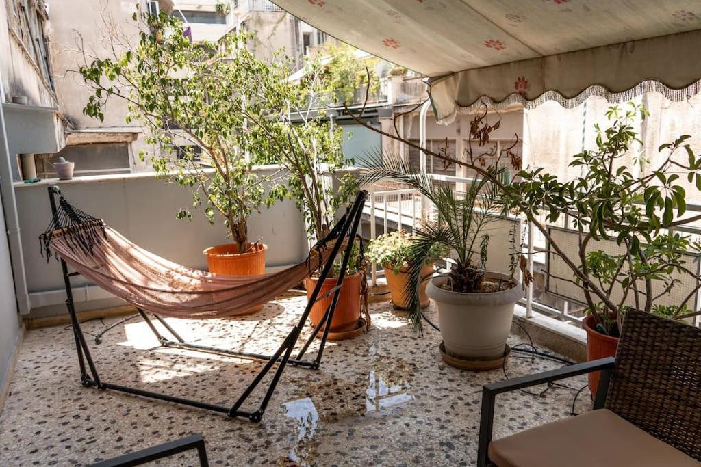 Saffron Apartment In Central Athén Kültér fotó