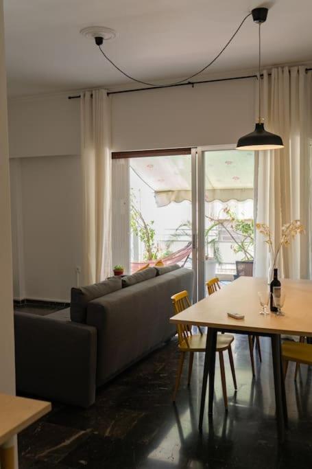 Saffron Apartment In Central Athén Kültér fotó